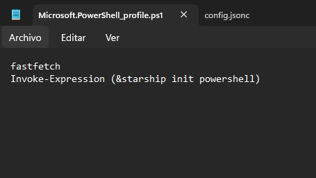 Bloc de notas con el comando fastfetch añadido al final del perfil